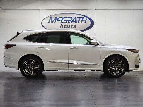 Certified 2026 Acura MDX SH-AWD w/ Advance Package image 3