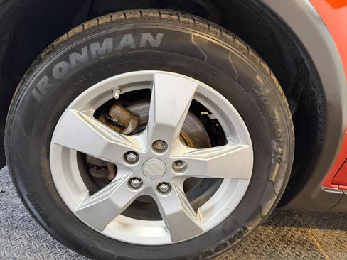 Used 2011 Suzuki SX4 AWD Hatchback image 31