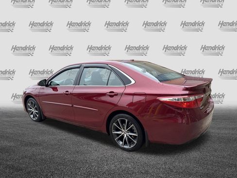 Used 2015 Toyota Camry XSE image 8