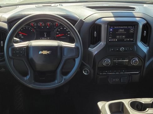 Used 2023 Chevrolet Silverado 1500 Custom image 16