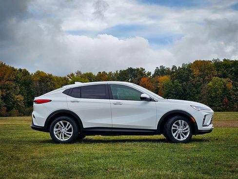 New 2026 Buick Envista Preferred w/ Convenience I Package image 3