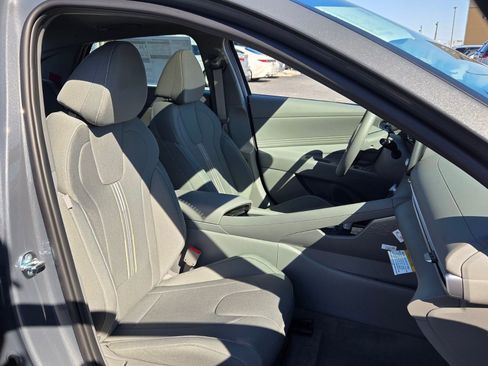 New 2026 Hyundai Elantra SEL Sport Premium FWD image 15