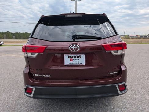 Used 2019 Toyota Highlander Limited image 4