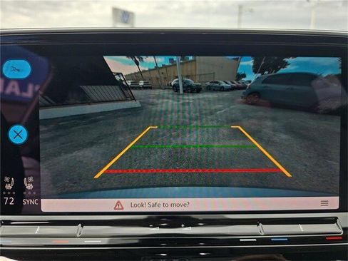 New 2026 Volkswagen Atlas SE image 18