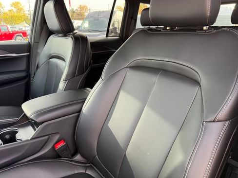 New 2025 Jeep Grand Cherokee Limited image 26