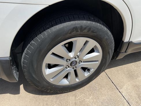 Used 2019 Subaru Outback 2.5i Premium w/ Popular Package #2 image 31