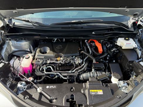 Used 2024 Toyota Sienna Limited AWD/4WD image 26