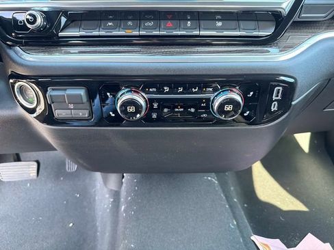 New 2026 GMC Sierra 1500 Elevation AWD/4WD image 24