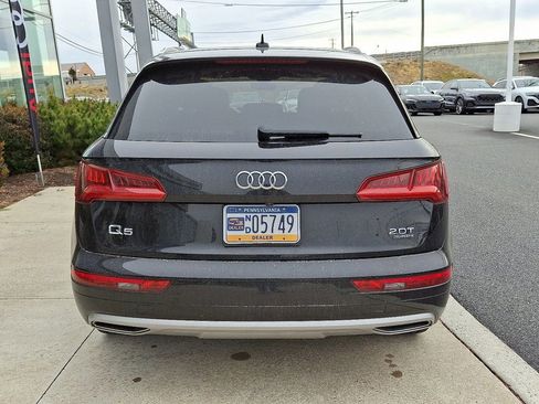 Used 2018 Audi Q5 2.0T Premium w/ Convenience Package image 5