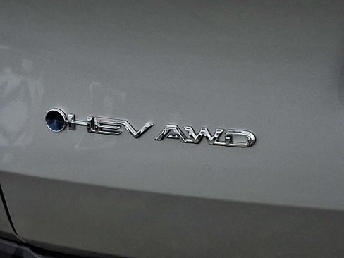 Used 2024 Toyota Grand Highlander Limited image 37