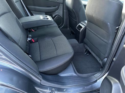 Used 2019 Subaru Outback 2.5i image 16