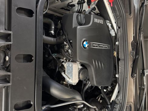 Used 2018 BMW X4 xDrive28i image 29