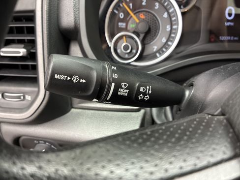Used 2019 RAM 1500 Tradesman AWD/4WD image 21