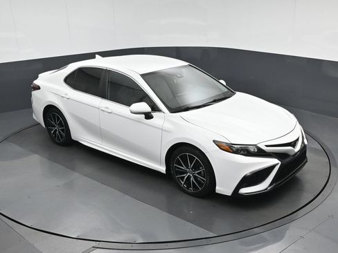 Used 2023 Toyota Camry SE FWD image 53