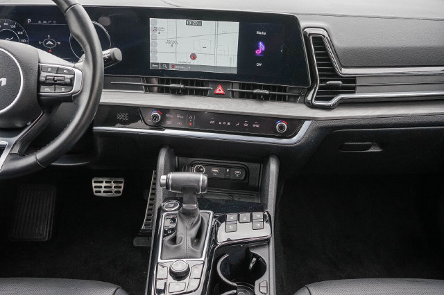 Certified 2025 Kia Sportage X-Pro Prestige AWD/4WD image 14
