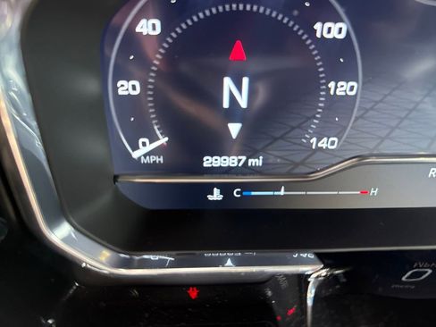 Used 2024 GMC Sierra 1500 Elevation image 16