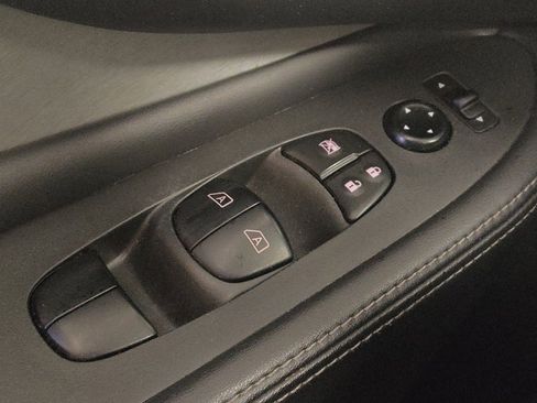 Used 2022 Nissan Murano S AWD/4WD image 27