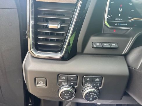 Used 2023 GMC Sierra 1500 Denali w/ Denali Reserve Package AWD/4WD image 12