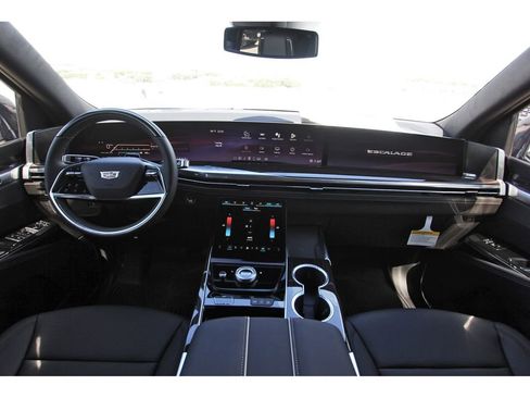 New 2026 Cadillac Escalade 2WD image 9