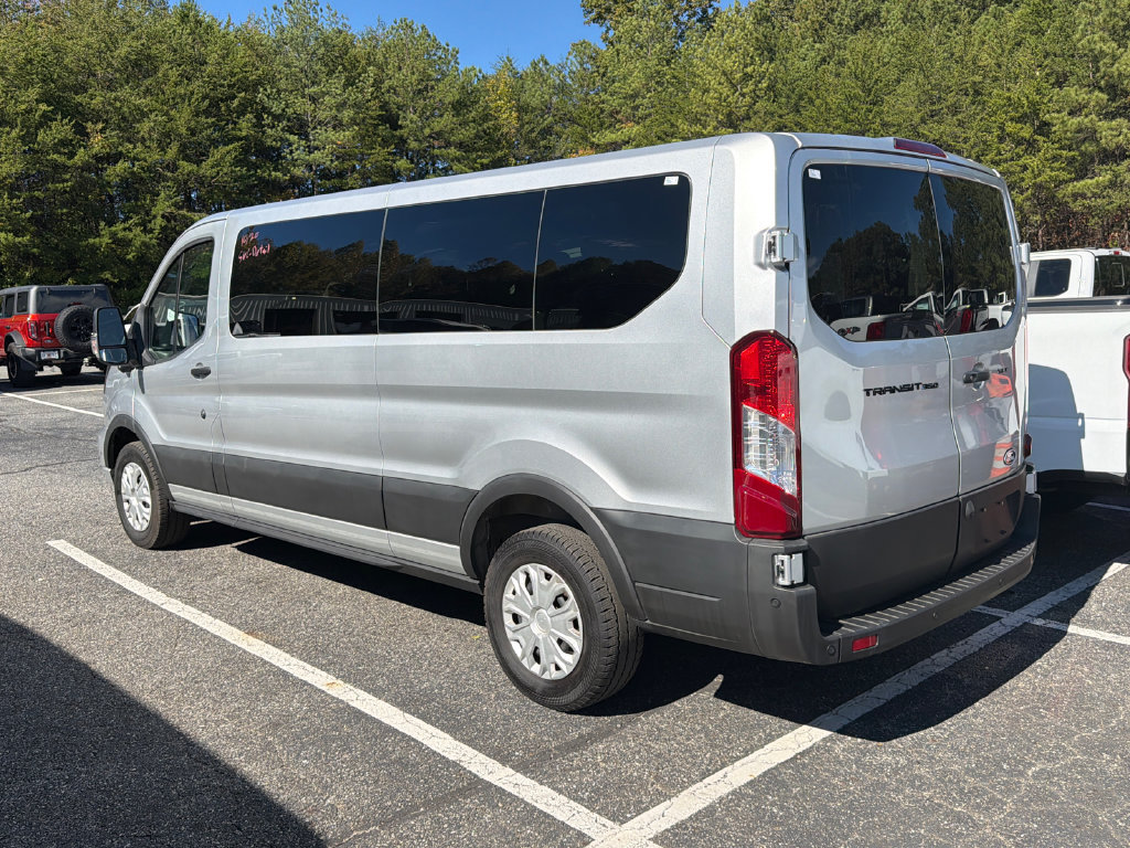 Used 2026 Ford Transit 350 XLT RWD image 5