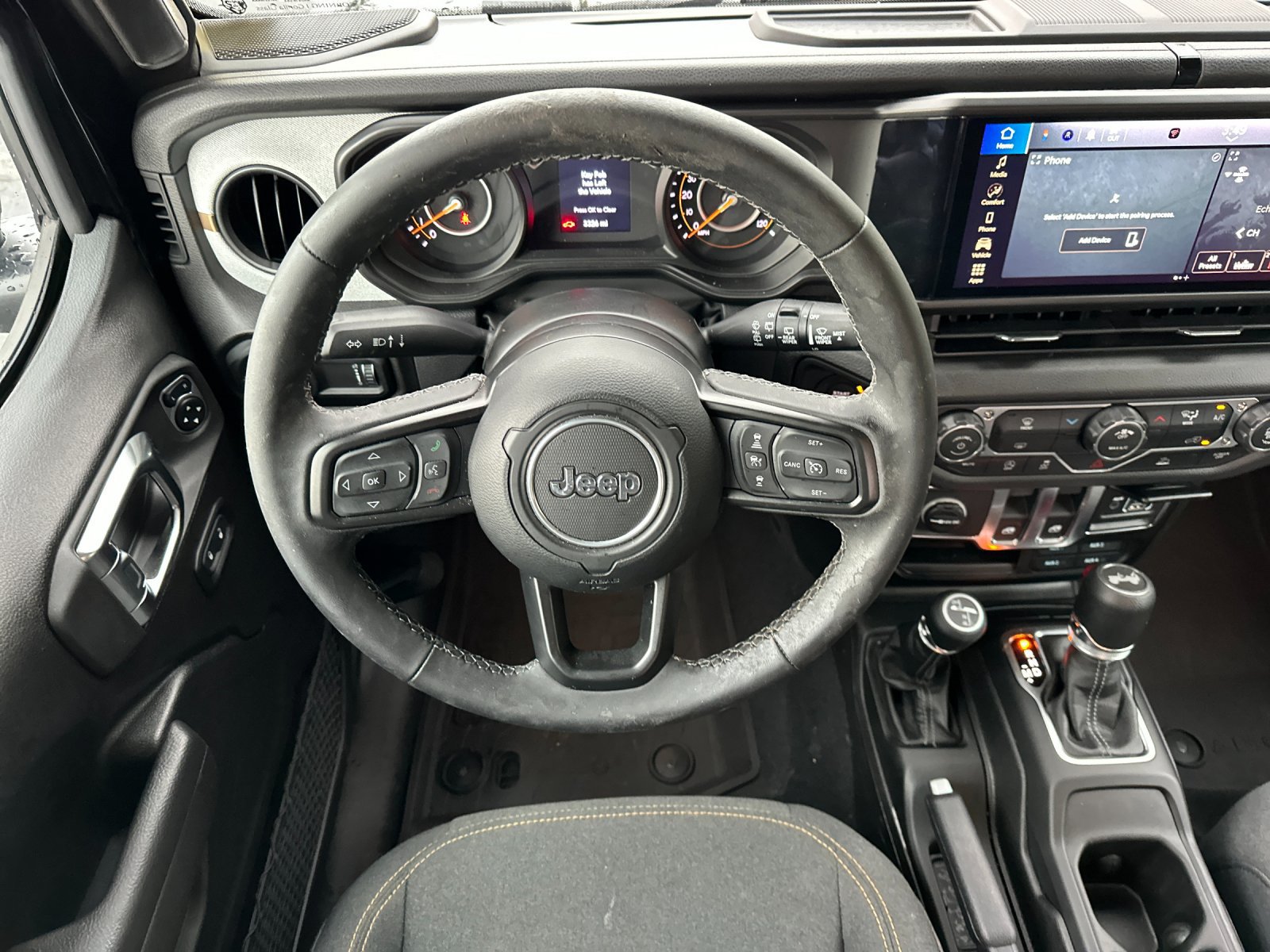 Used 2026 Jeep Wrangler Sport AWD/4WD image 13