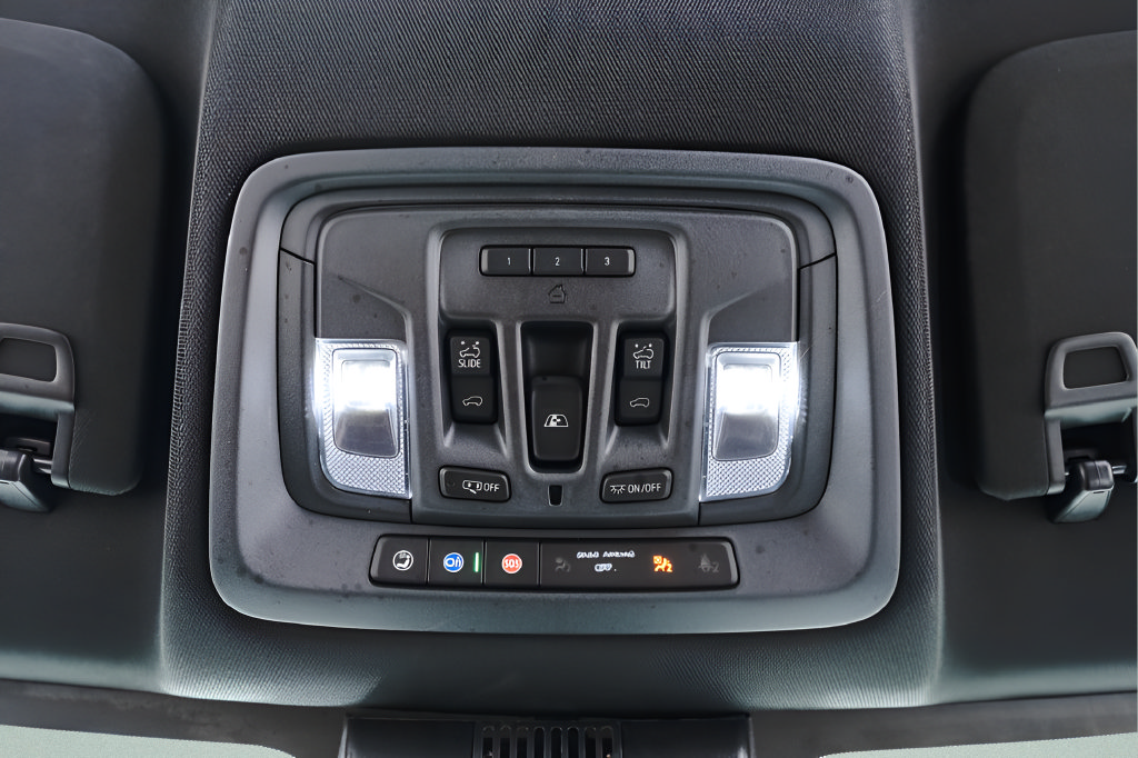 Used 2024 GMC Sierra 2500 AT4 w/ AT4 Premium Plus Package AWD/4WD image 17