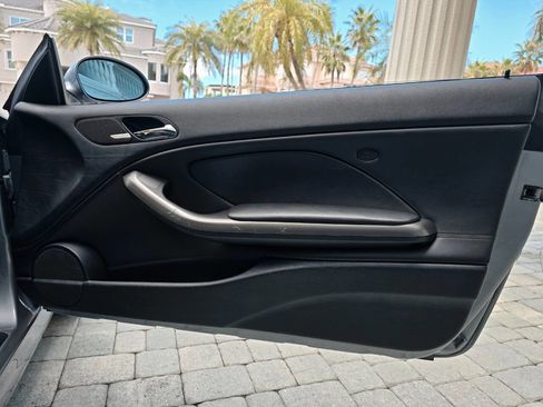 Used 2005 BMW M3 Coupe image 82