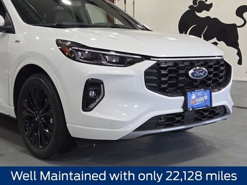 Certified 2023 Ford Escape ST-Line Elite image 2