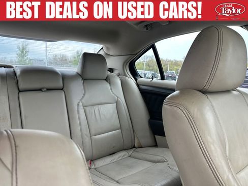 Used 2012 Ford Taurus SEL FWD image 28
