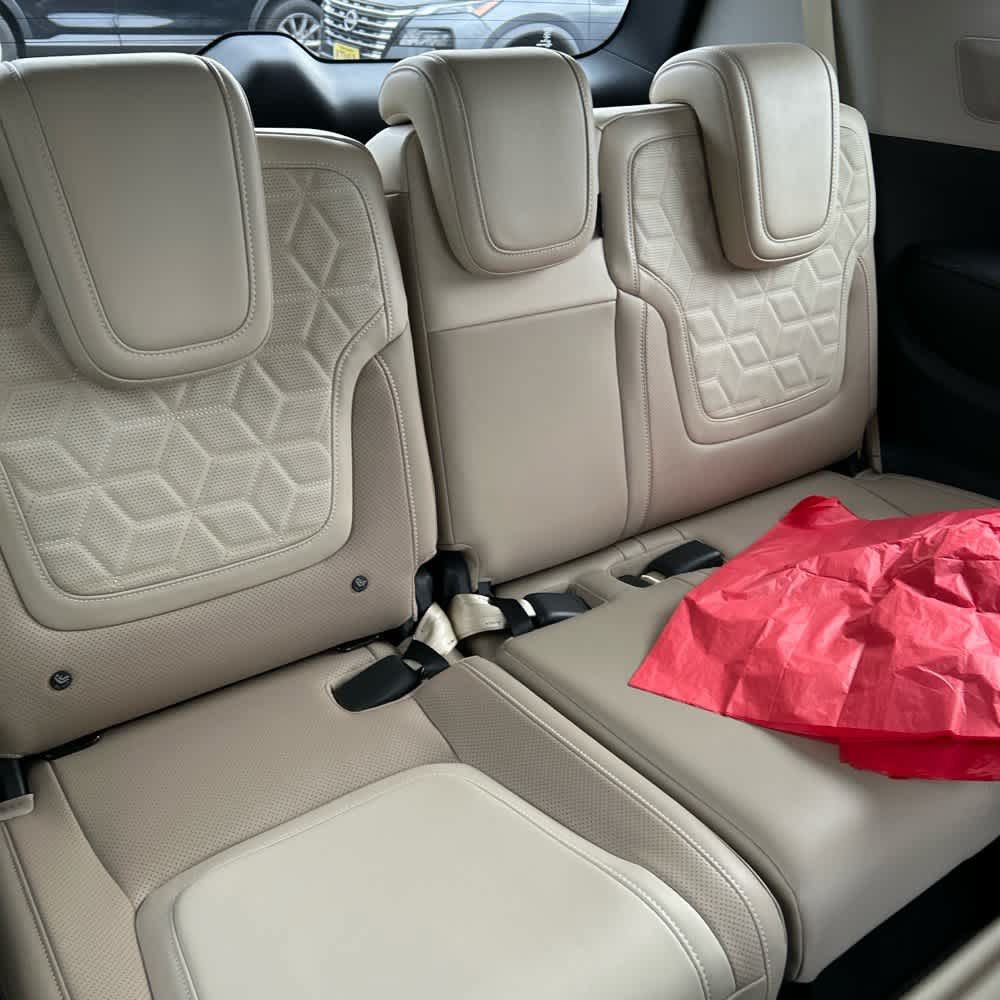 Used 2025 Nissan Armada Platinum AWD/4WD image 35