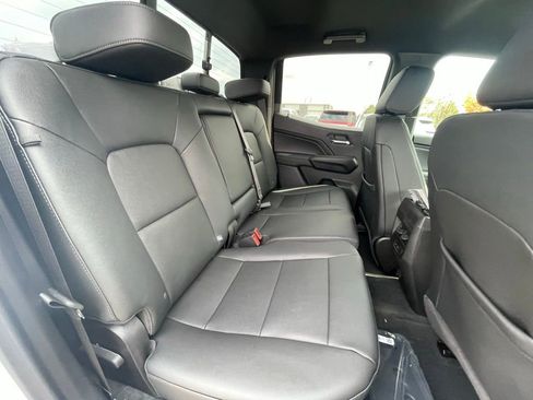 New 2026 GMC Canyon Elevation w/ Convenience Package image 29