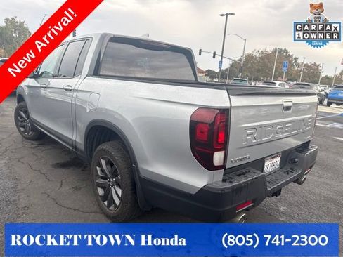 Used 2024 Honda Ridgeline Sport image 2