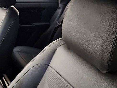 Used 2026 Land Rover Range Rover Evoque S image 15