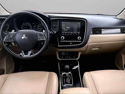 Used 2020 Mitsubishi Outlander GT image 14