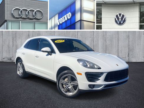 Used 2017 Porsche Macan S image 1