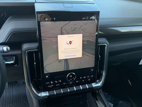 New 2026 GMC Yukon XL Elevation w/ Elevation Premium Package image 11