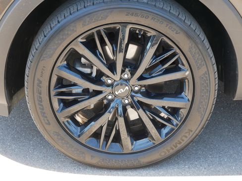 Certified 2022 Kia Telluride SX w/ SX Prestige Package AWD/4WD image 15