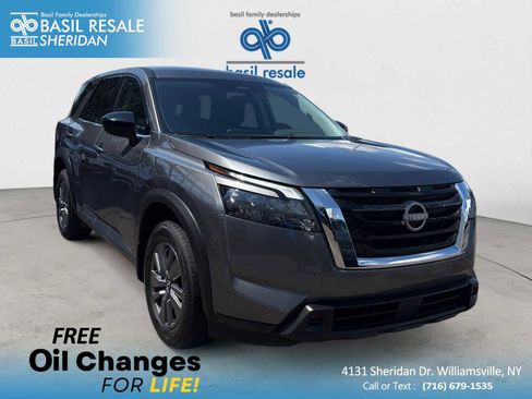 Used 2025 Nissan Pathfinder S w/ Cargo Package AWD/4WD image 1