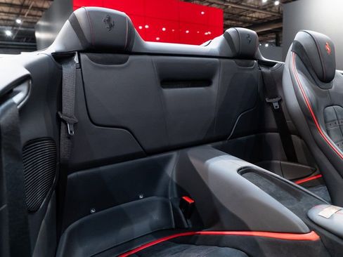 Used 2025 Ferrari Roma Spider image 34