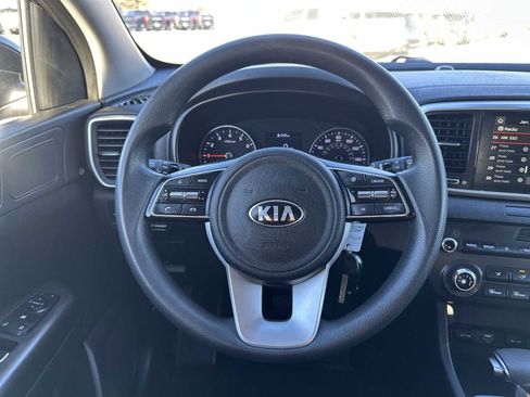 Used 2021 Kia Sportage LX image 11