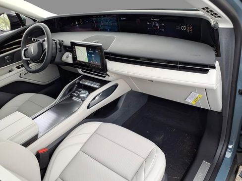 New 2026 Lincoln Nautilus Premier w/ Equipment Group 102A AWD/4WD image 12
