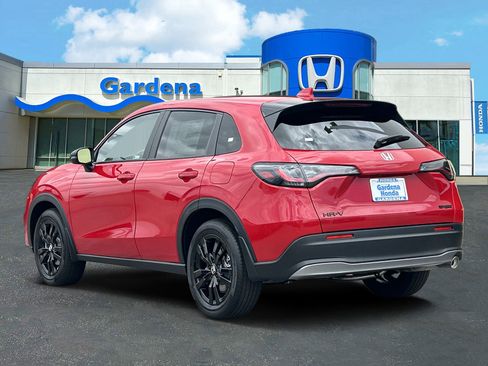 New 2027 Honda HR-V Sport image 4