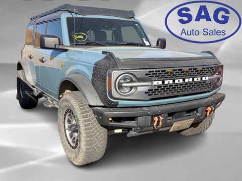 Used 2022 Ford Bronco Badlands w/ Sasquatch Package image 2