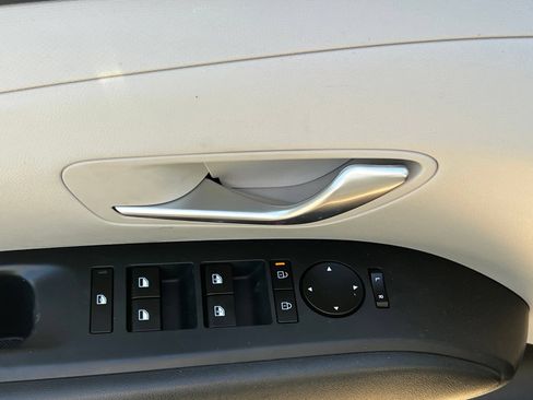 Used 2025 Hyundai Tucson SEL FWD image 22