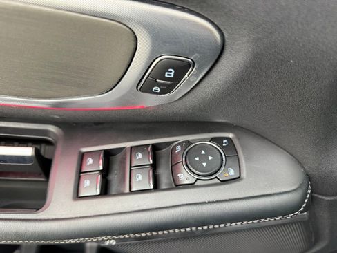 Used 2025 Ford Expedition Platinum image 13