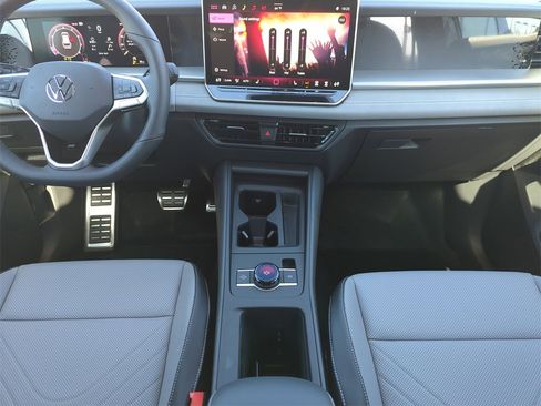 New 2026 Volkswagen Tiguan SE R-Line image 27