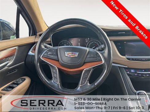 Used 2019 Cadillac XT5 Platinum image 13