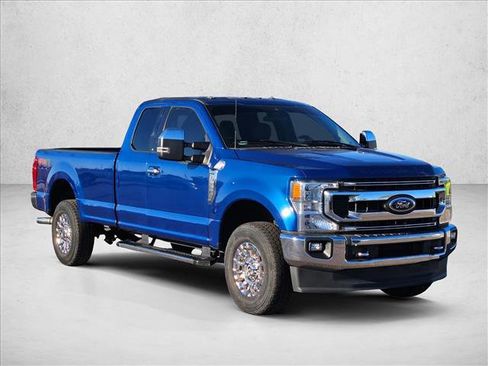 Used 2022 Ford F350 XLT w/ XLT Premium Package image 3
