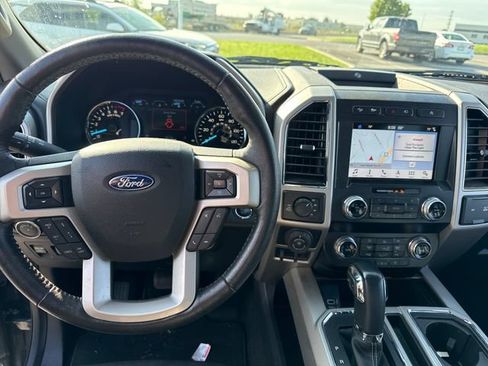 Used 2019 Ford F150 Lariat w/ Equipment Group 502A Luxury AWD/4WD image 18