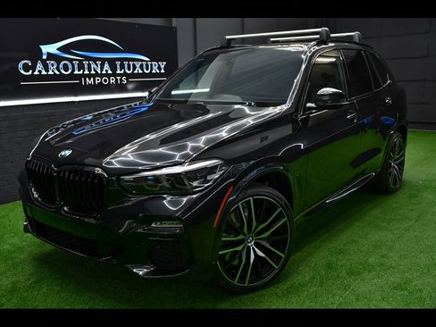 Used 2021 BMW X5 M50i w/ Premium Package image 1